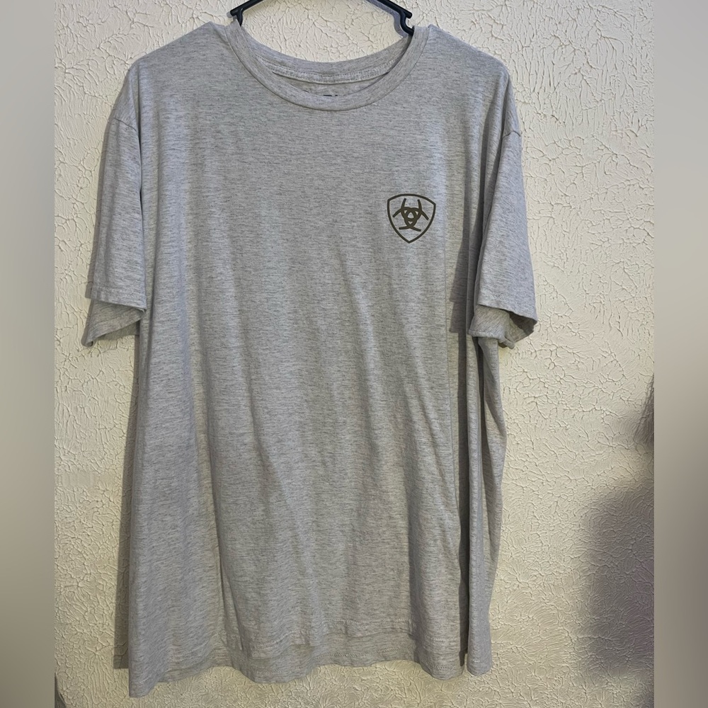 Men’s Ariat Buckle tshirt